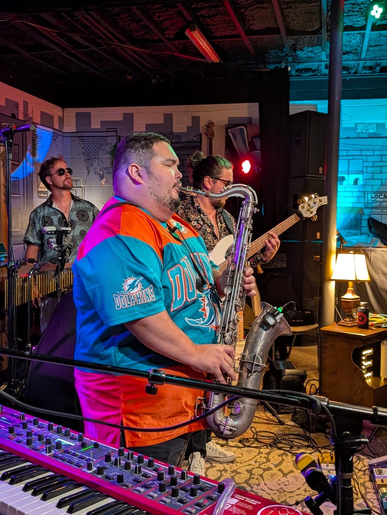 Live music at Suite E Studios in St. Petersburg, Florida